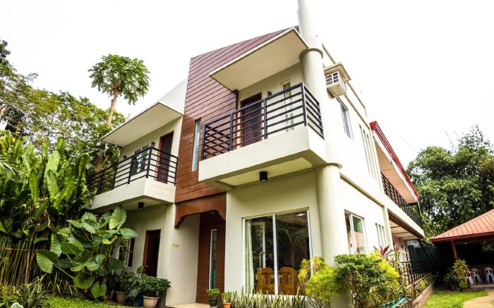 Nay Aster Pension