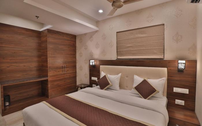 Hotel Candle Wood By A Plus Hospitality