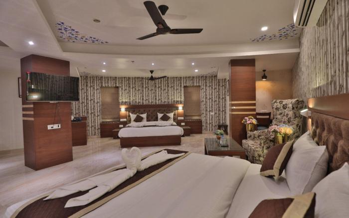 Hotel Candle Wood By A Plus Hospitality
