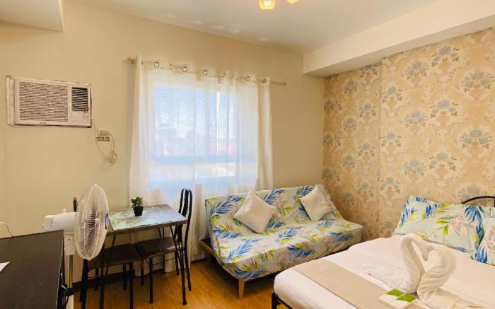 Condo Unit w/ Pool view+2 beds+Pool+Netflix