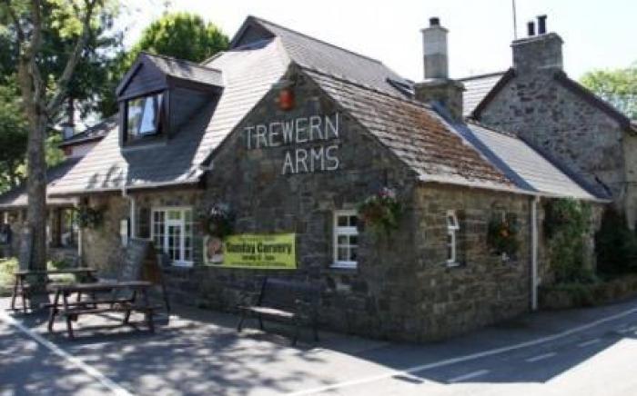 Trewern Arms Hotel