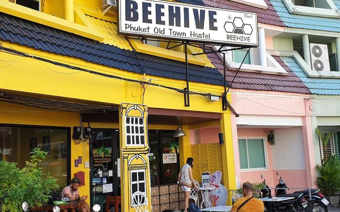 Beehive Phuket Oldtown Hostel