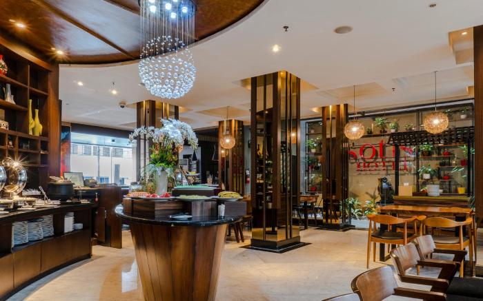 Sotis Hotel Falatehan