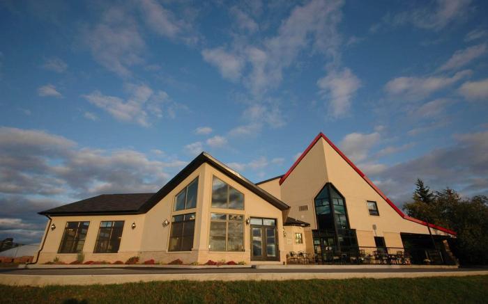 Days Inn by Wyndham Kingston