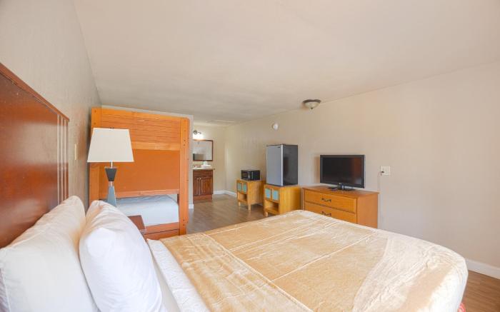 Liberty Garden Inn by OYO Kissimmee near Disney World