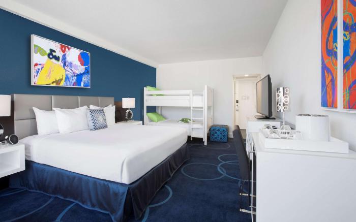 Renaissance Orlando Resort – Disney Springs® Area