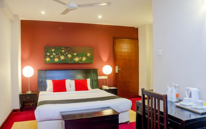 Opulent River Face Hotel