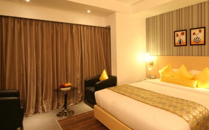 Hotel Landmark Residency