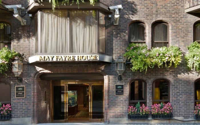 Mayfair House