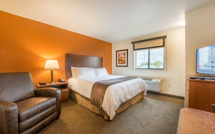 My Place Hotel - Brookings SD