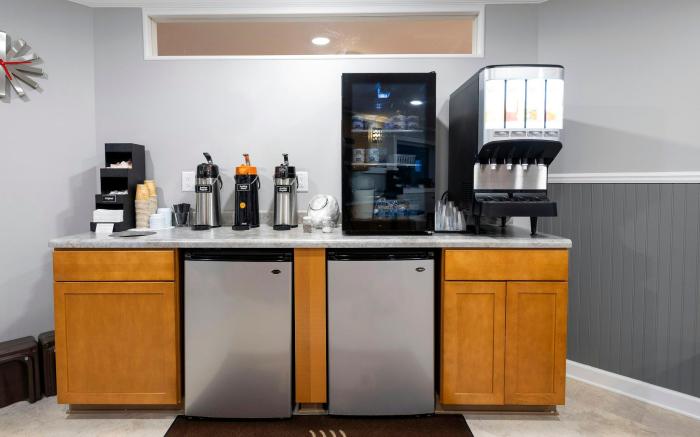 Red Roof Inn & Suites Herkimer