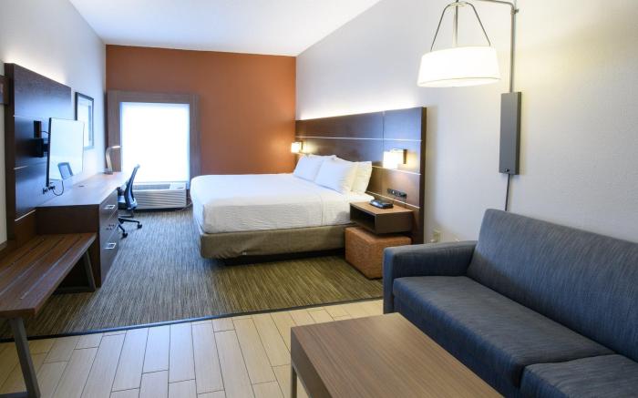 Holiday Inn Express Hotel & Suites Blythewood By IHG