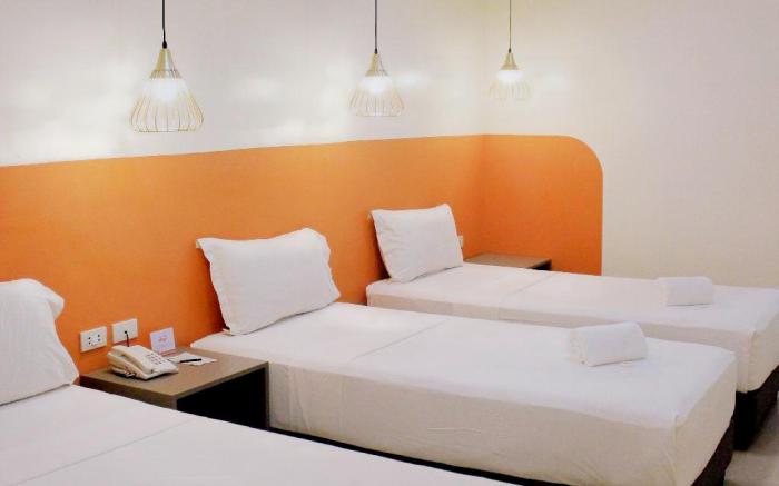 Travelbee Capitol Inn