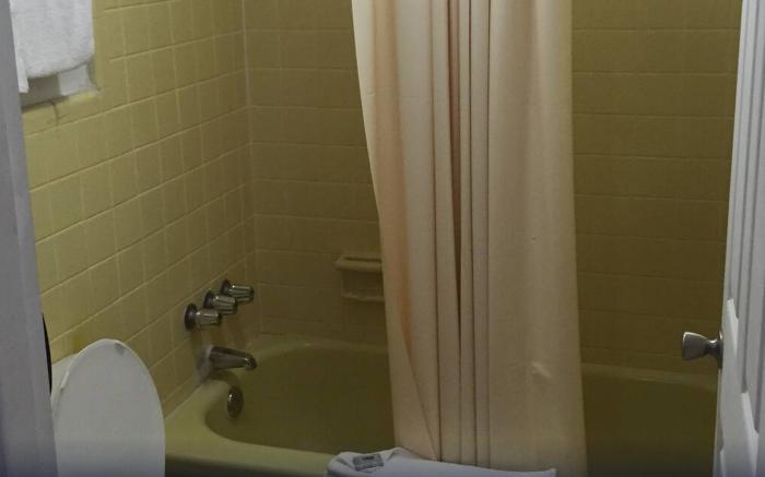 Scottish Inns and Suites Perry