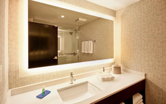 Holiday Inn Express & Suites Allentown-Dorney Park Area By IHG