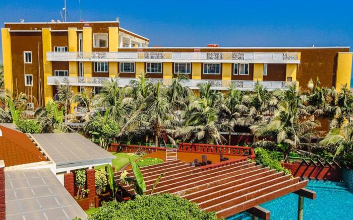 Mayfair Waves Resort