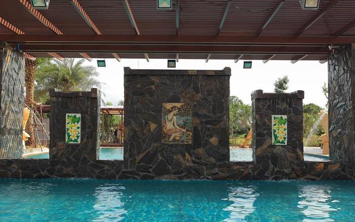 Pueanjai Resort and Restaurant