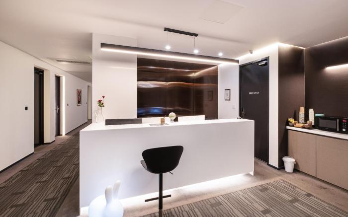 Mipo Oceanside Hotel