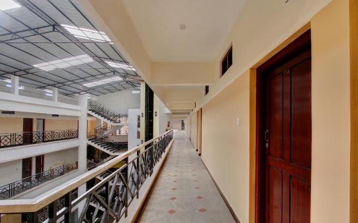 Hotel O Century Park