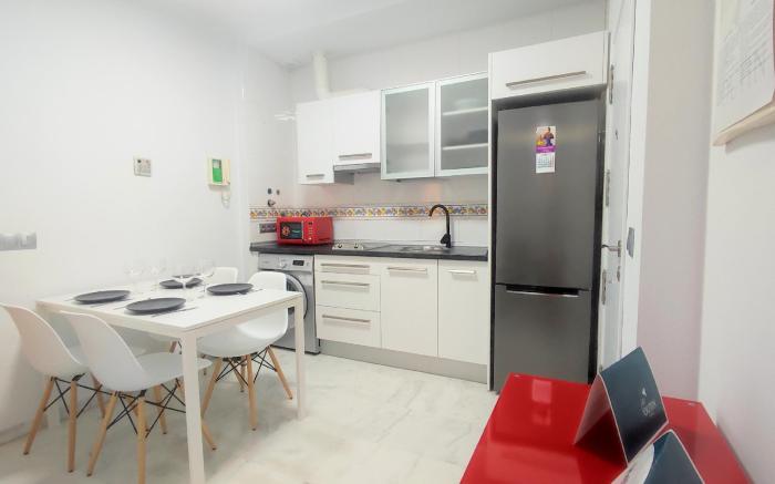 Casa Real, apartamento sin ruido en Triana