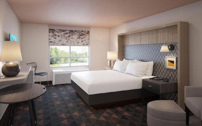 Holiday Inn Hotel and Suites Jefferson City By IHG