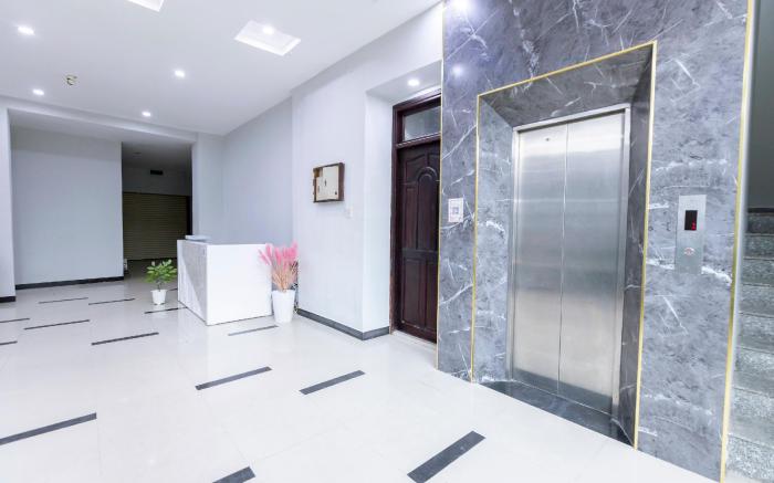 Cosmos Hotel Nha Trang