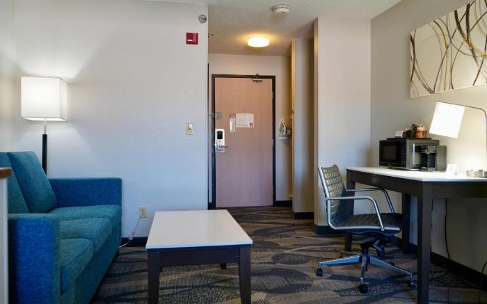 Clarion Pointe Fairborn near Wright Patterson AFB