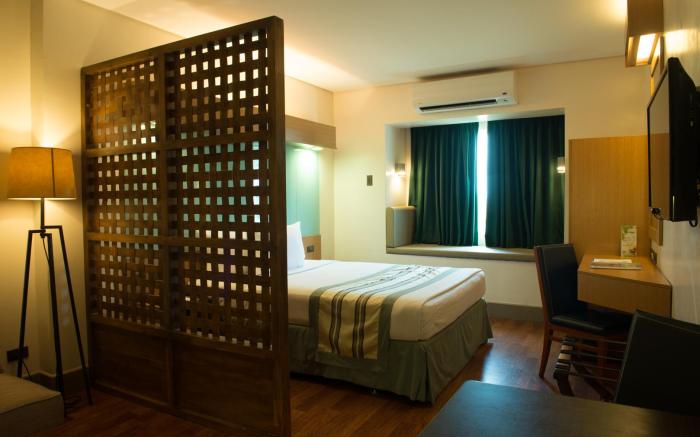Microtel by Wyndham South Forbes near Nuvali