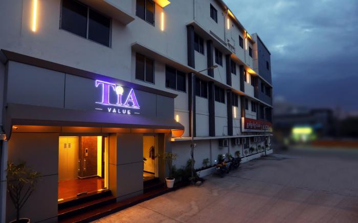 TIA Hotel - Porur