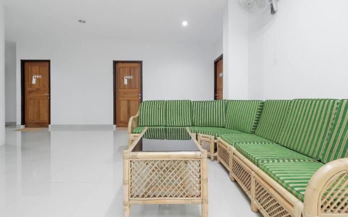 RedDoorz near Siloam Hospital Palembang