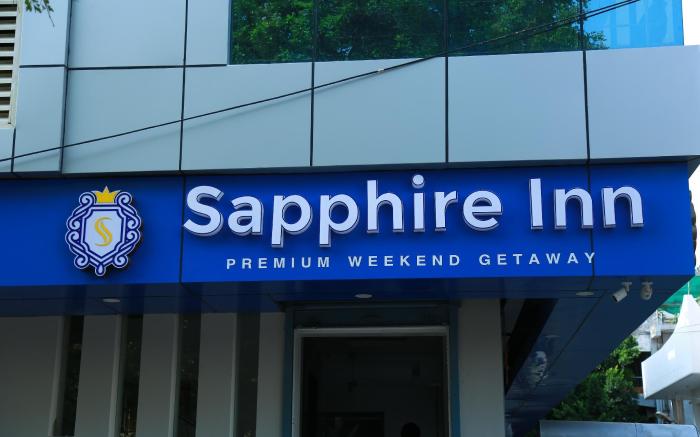 SAPPHIRE INN