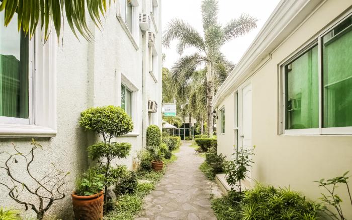 Hotel Euroasia by Bluebookers