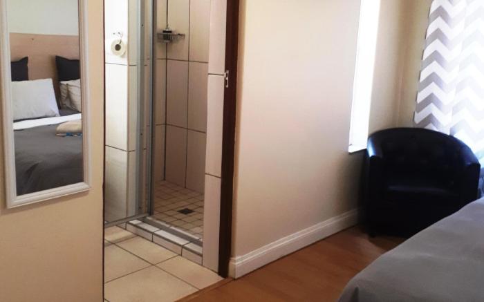 Pta East Guest Rooms