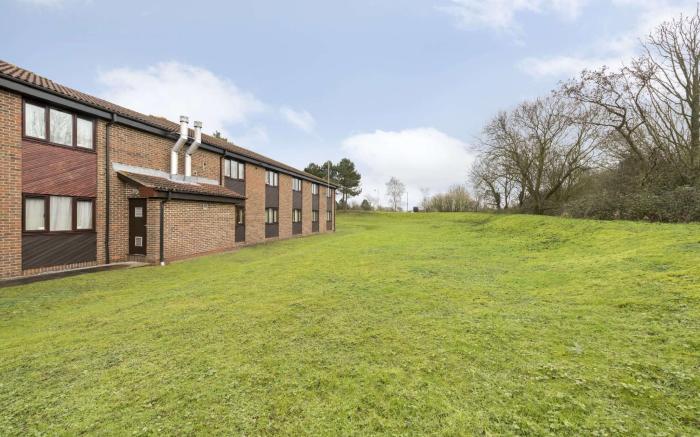 Days Inn by Wyndham Sedgemoor M5