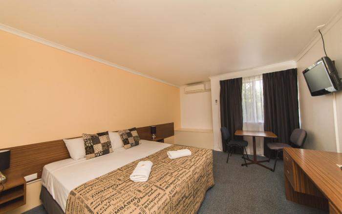 Hampton Villa Motel