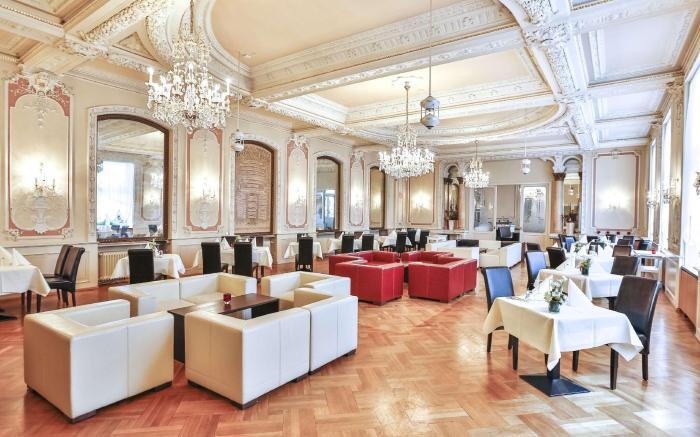 HELIOPARK Bad Hotel Zum Hirsch