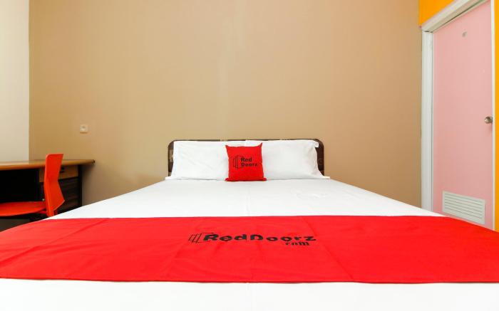 RedDoorz @ Jalan Pramuka Manado