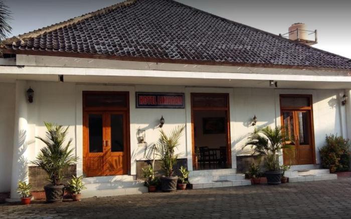 Limaran Hotel