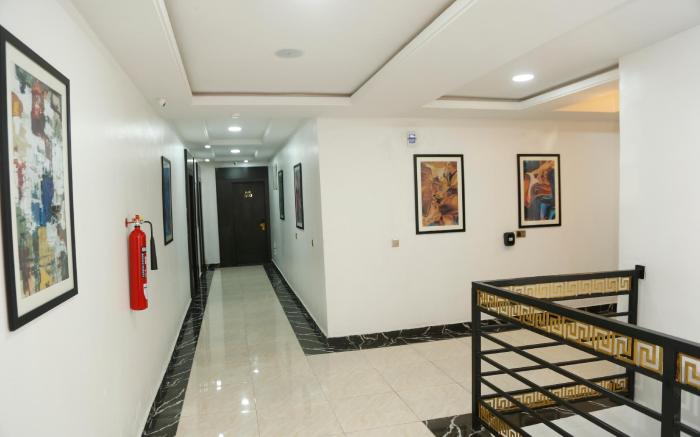 247 Luxury Hotel & Apartment Ajah