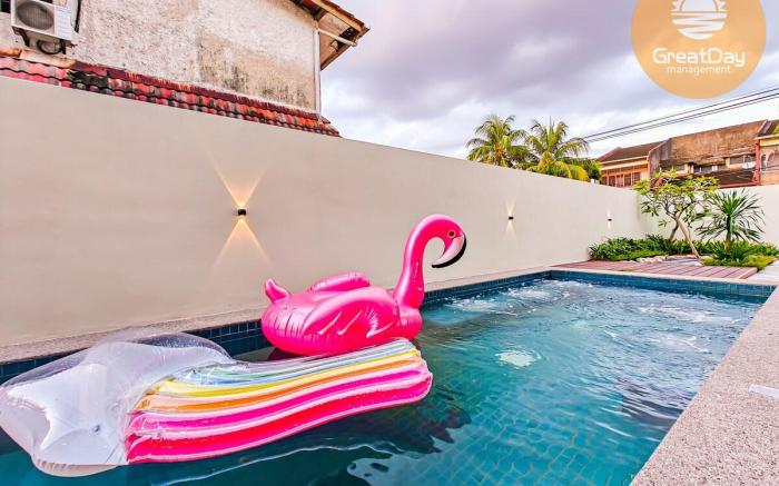 La Gloria Villa by Greatday