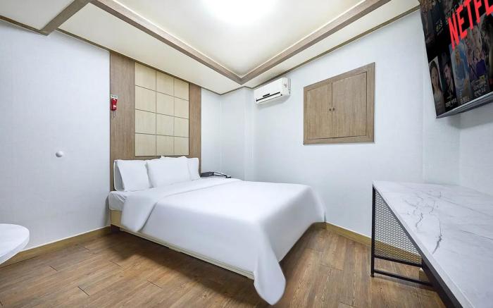 Yeongdeungpo Theme Hotel