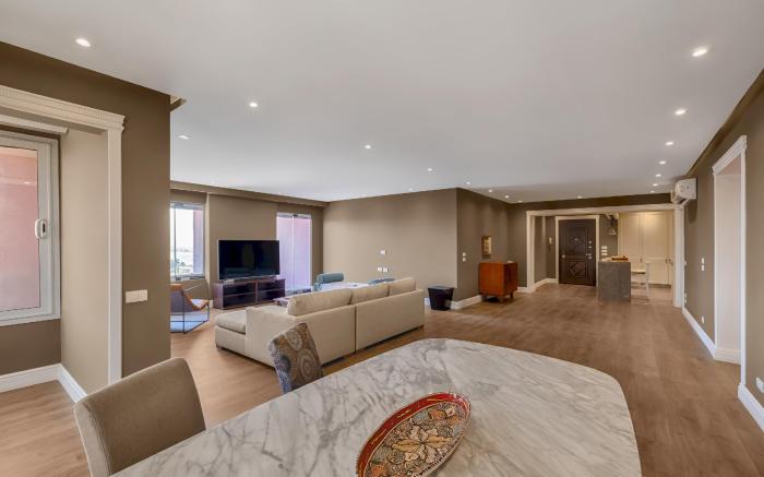 VESTA - Luxury Nile View APT - 2BR - Maadi (II)