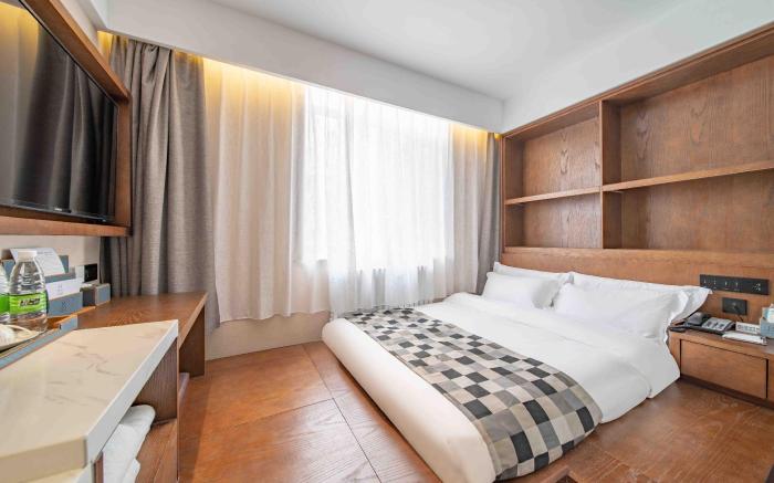 MEHOOD Hotel Jinan Quancheng Square Baotu Spring