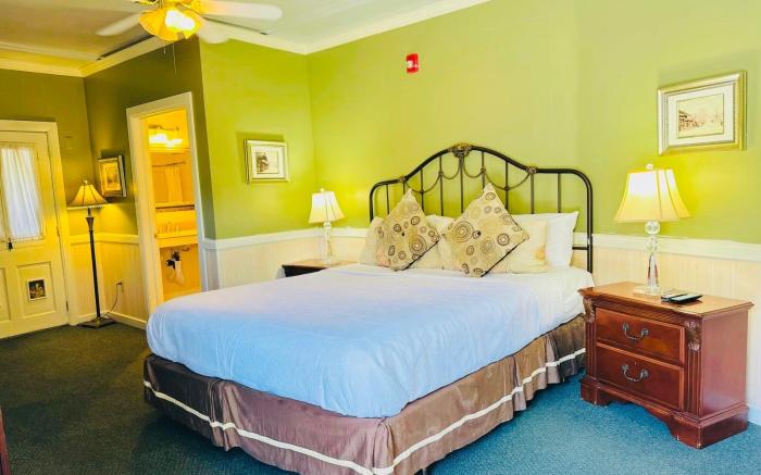 Gunn House Hotel