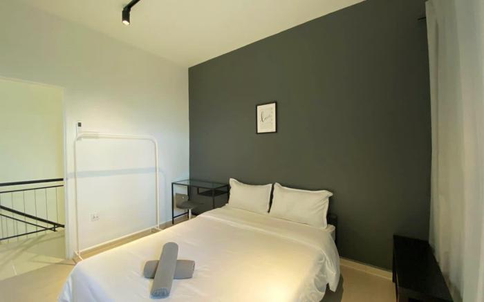 IKEA Modernism House 10Pax@Near Icon City