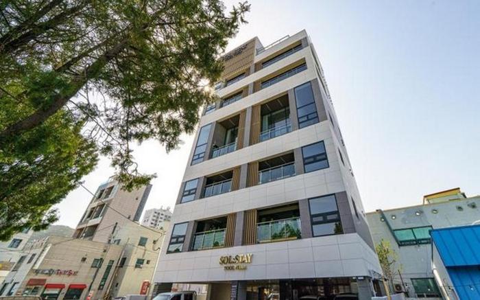 Busan Songjeong Solstay Pool Villa and Ryokan