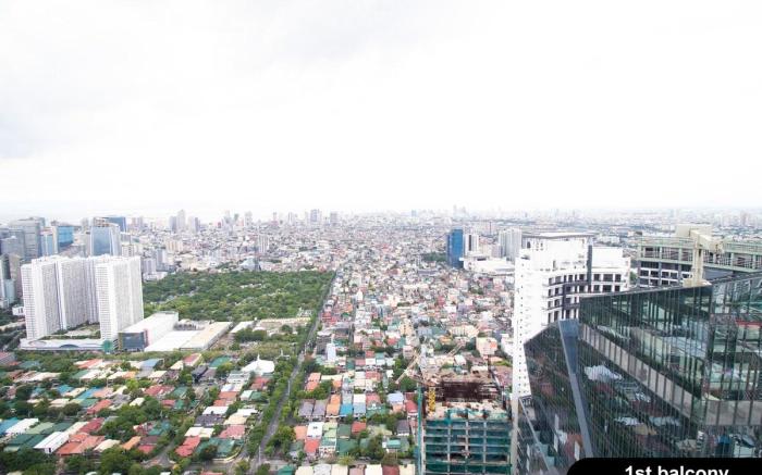 Amazing Sky-big-room GRAMERCY Makati 6711  