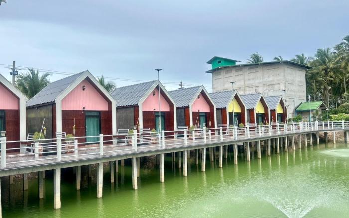 Tanaporn resort Bangsaphan