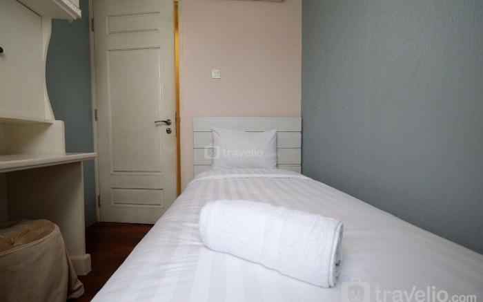 Premium Location 2BR Apt @FX Residence By Travelio
