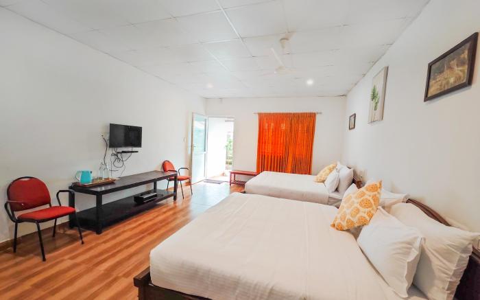 Ibex Resorts, Valparai (Mistly)